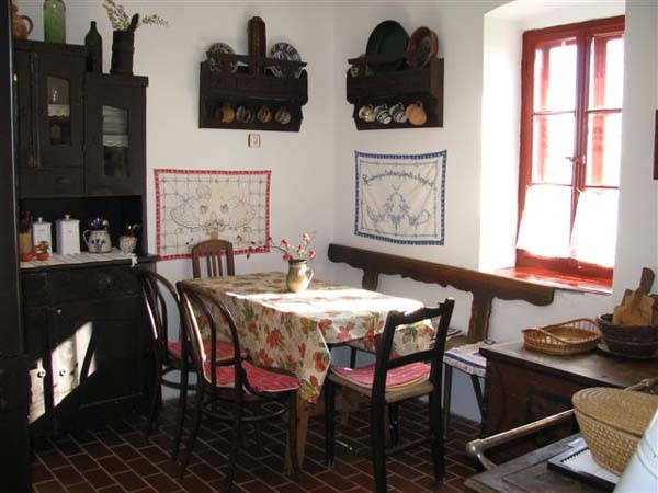 Fölszegi Sindősház