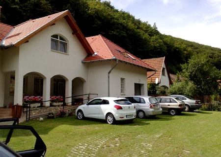 Hudi-Lak Vendégház
