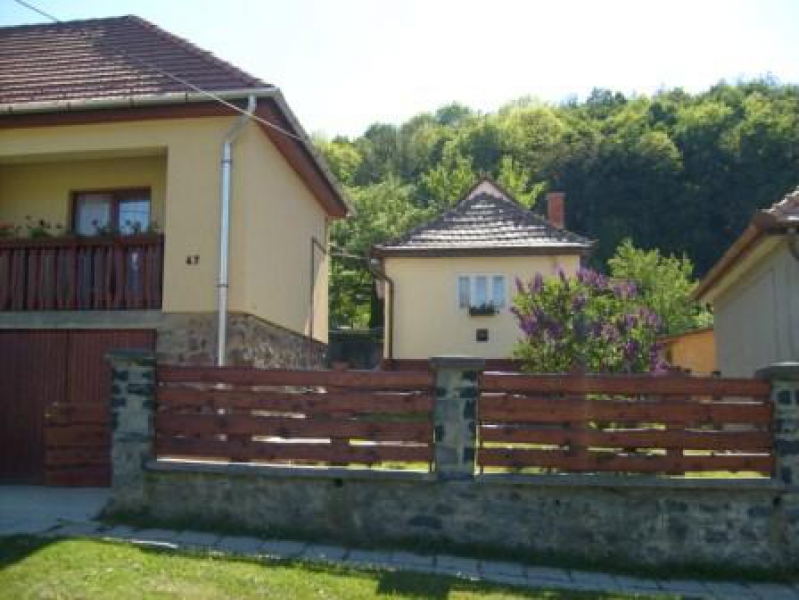Lantos Vendégház