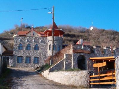 Pesti Patikus Pincéje és Vendégháza