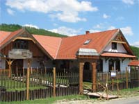 Postakocsi Vend�gh�z - N�tincs