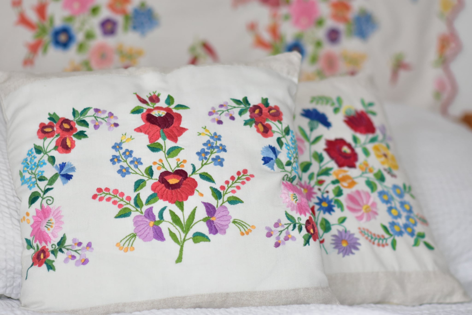 �br�nyi Ny�rf�s Vend�gh�z  - Ny�r�br�ny