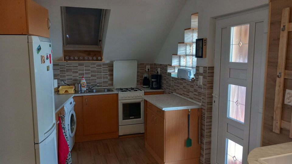 Angla Vendghz - Szabadhdvg