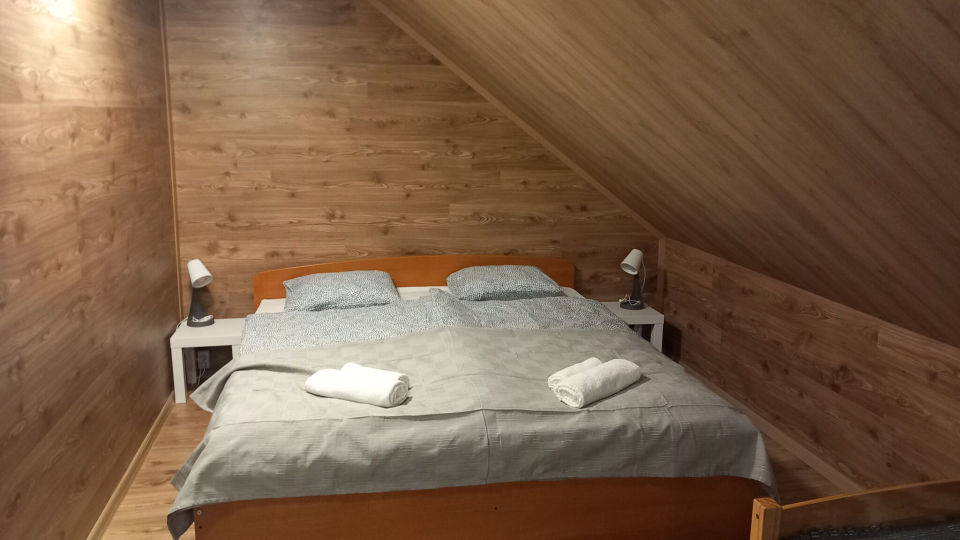 Angla Vendghz - Szabadhdvg