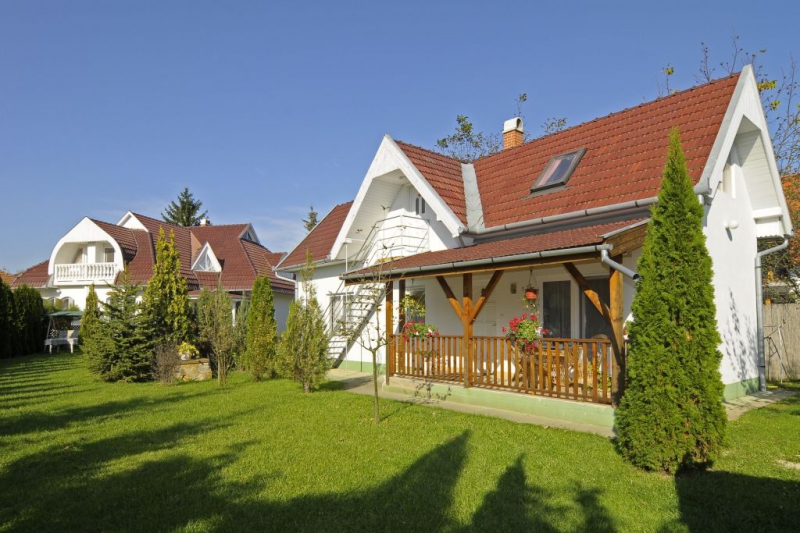 Anna Apartman
