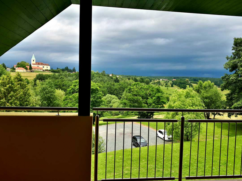 Apt Panzi s tterem - Aptistvnfalva