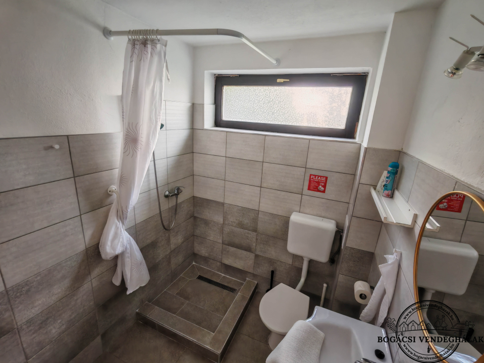 Artemis Vend�gh�z - Bog�cs