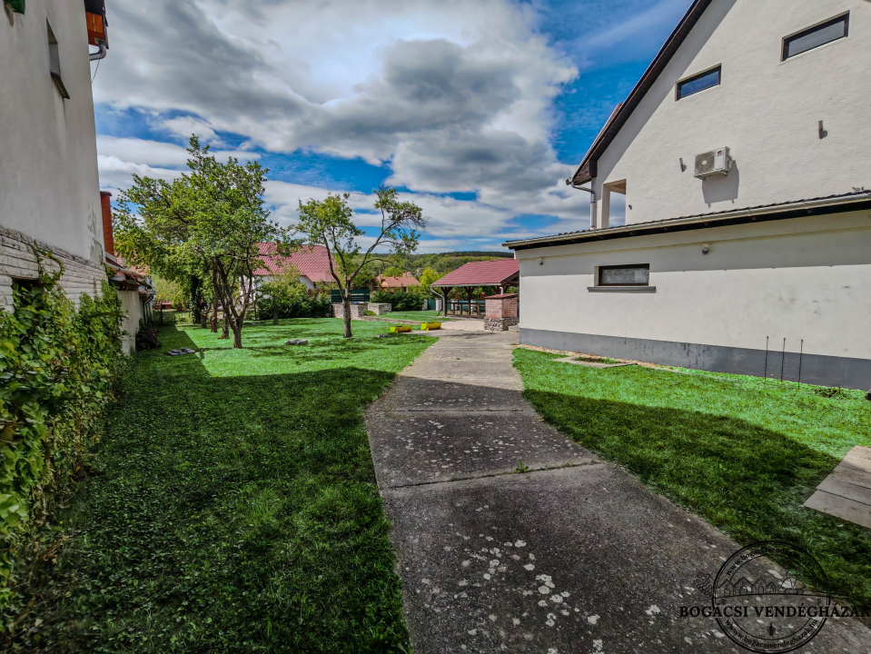 Artemis Vend�gh�z - Bog�cs
