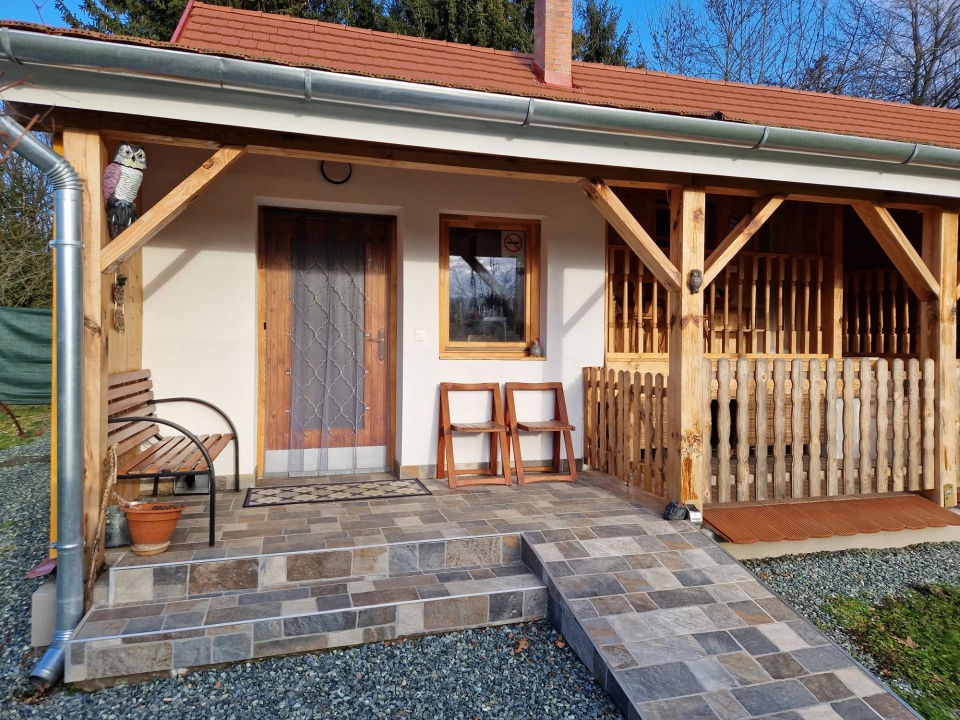 Bagolyvr vendghz magnszllshely - Magyarszombatfa