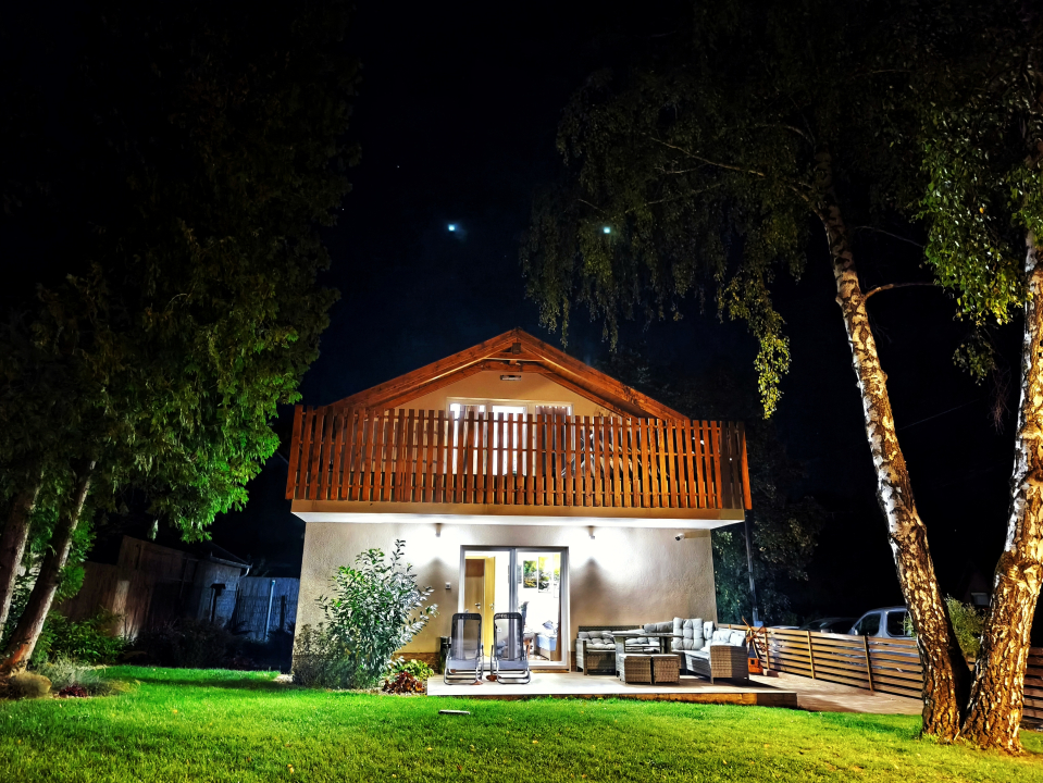 B�nki Vend�gh�z - B�nk