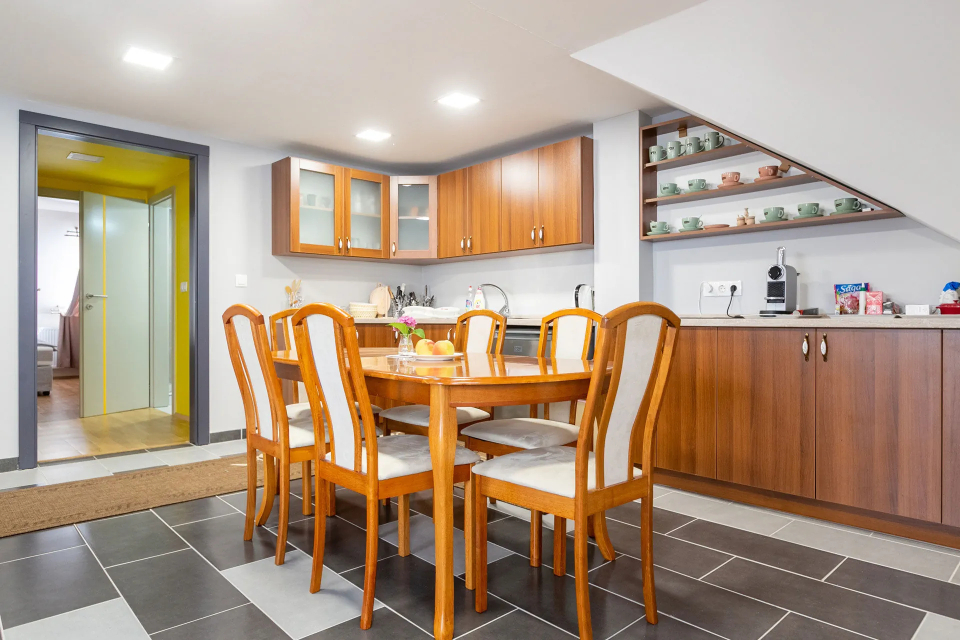 Bark�scinege Vend�gh�z - G�berj�n