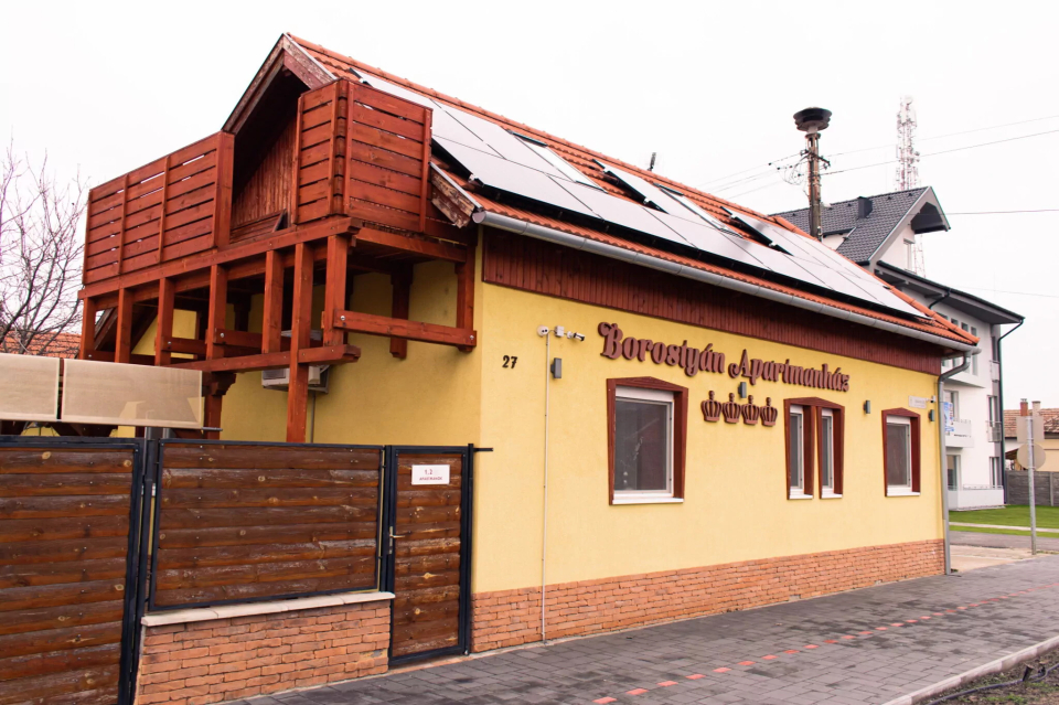 Borostyn Apartmanhz - Mrahalom