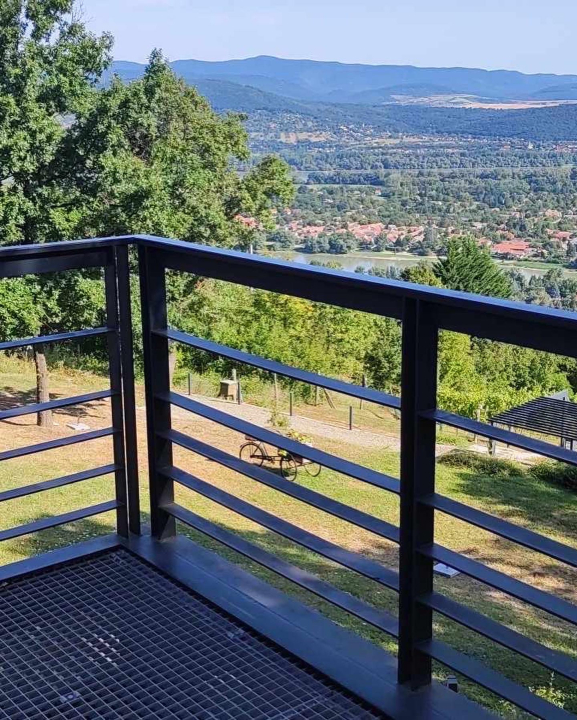 DOG HILL Apartman - Dunabogdny