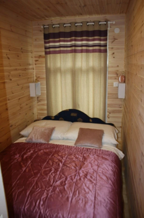 Dunakagyl� Vend�gh�z - Pilismar�t