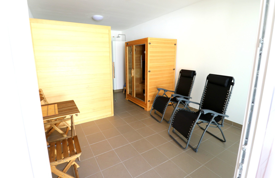 Friends and Family Apartmanok - Velence