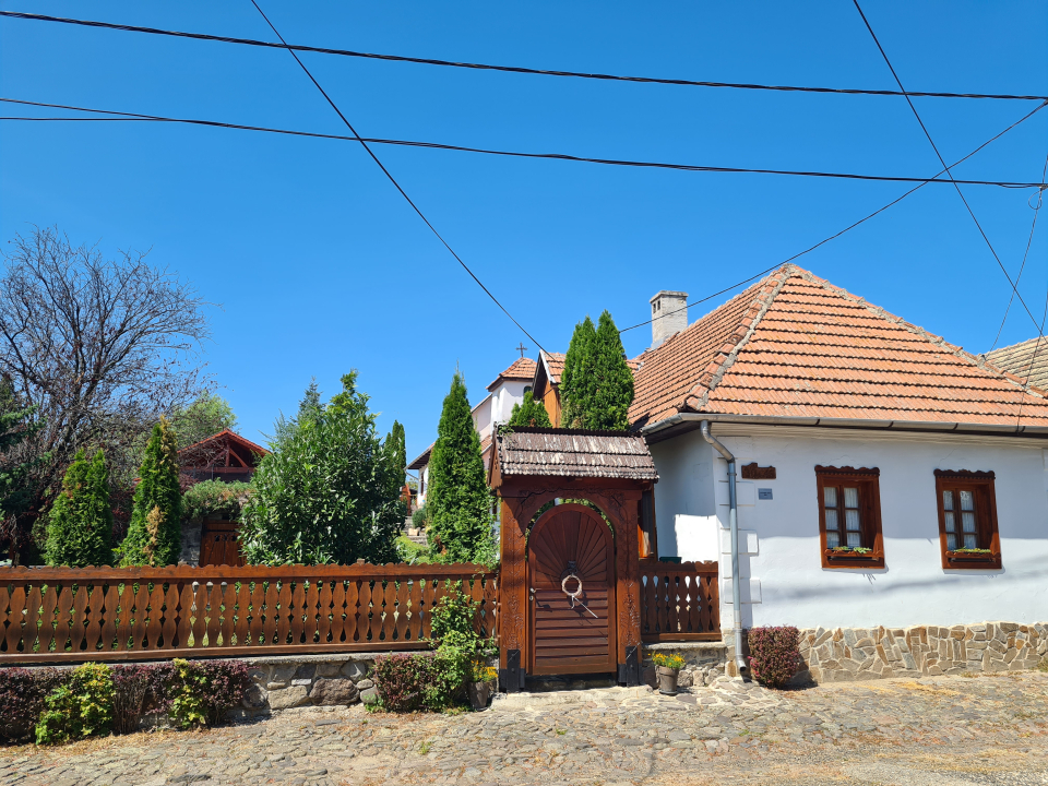 Hejce Tornyos �s Vend�gh�z - Hejce