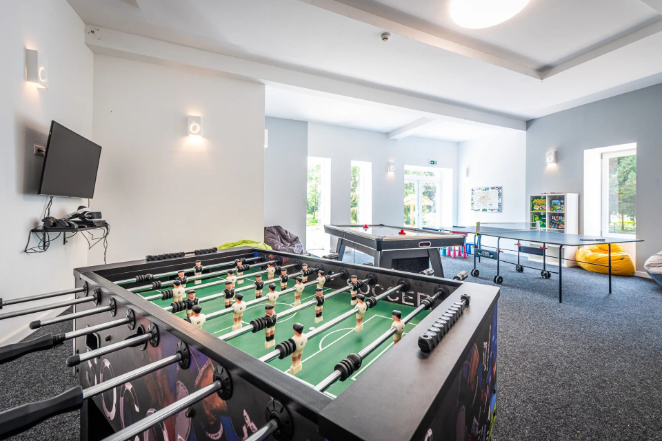 Herczeg Udvarh�z - Poroszl�