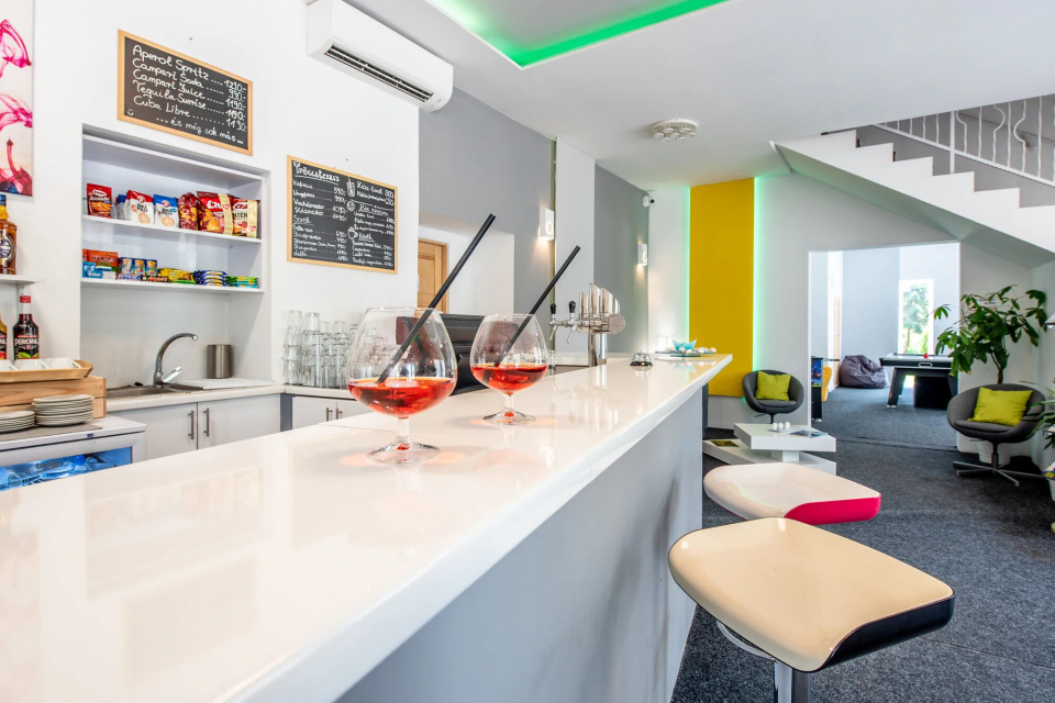 Herczeg Udvarh�z - Poroszl�