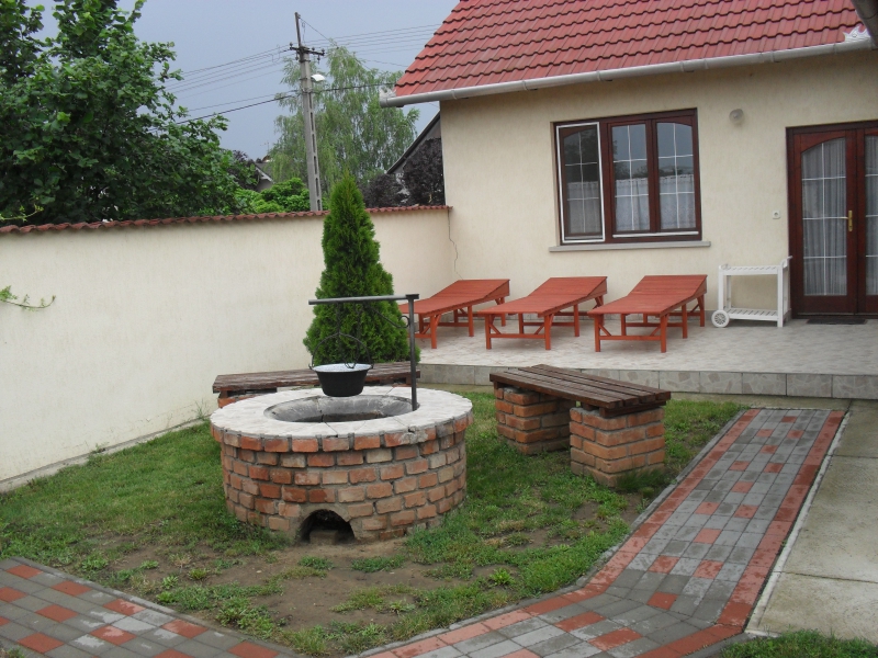 Holdfény Vendégház és Apartman