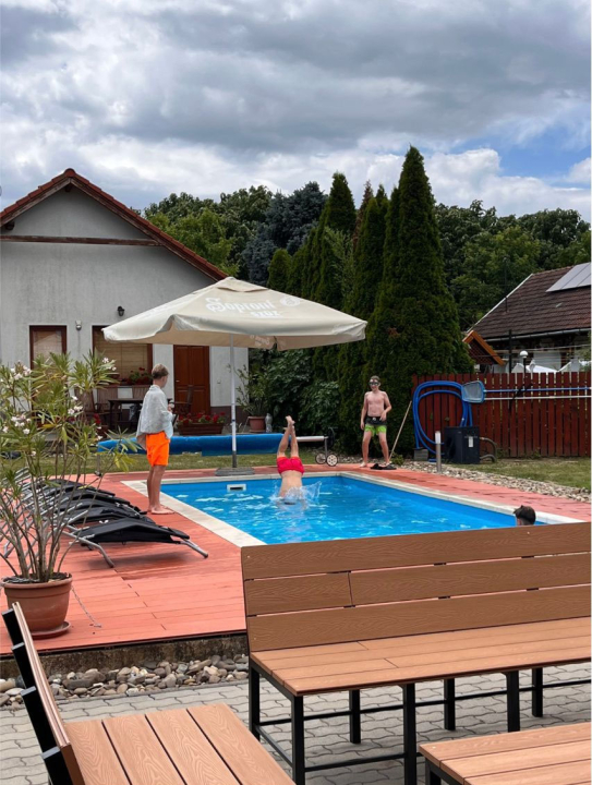 Holt-Szamos Vend�gh�z - Gy�rtelek