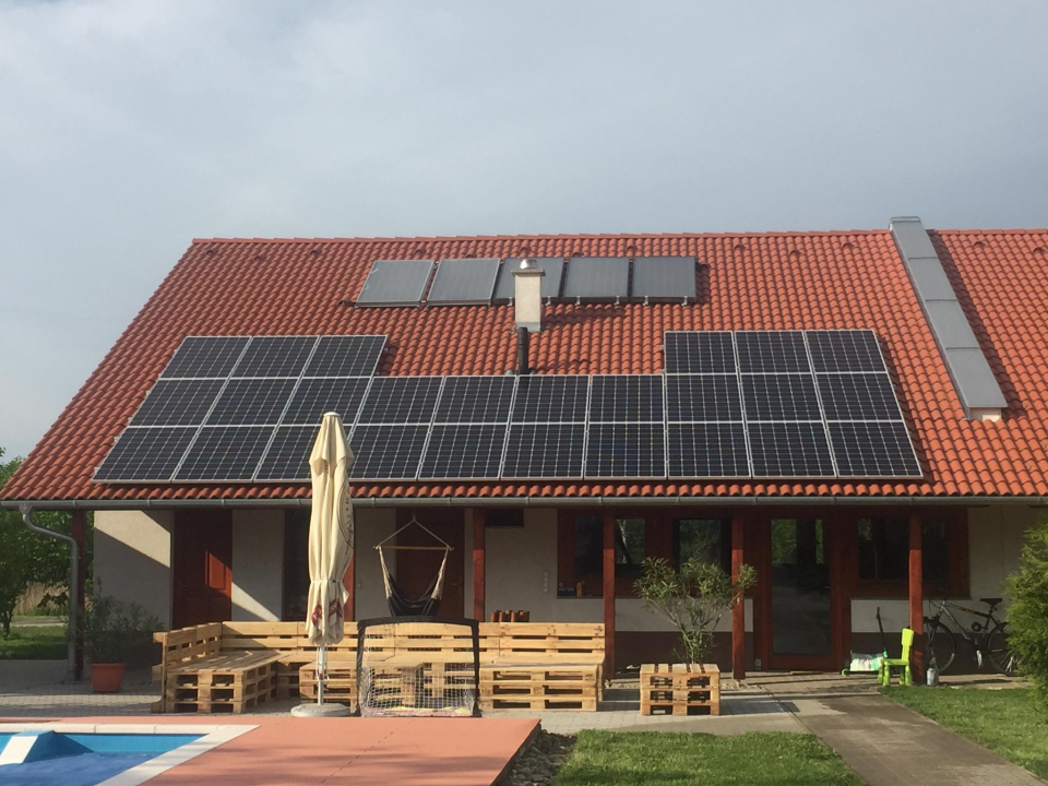 Holt-Szamos Vend�gh�z - Gy�rtelek