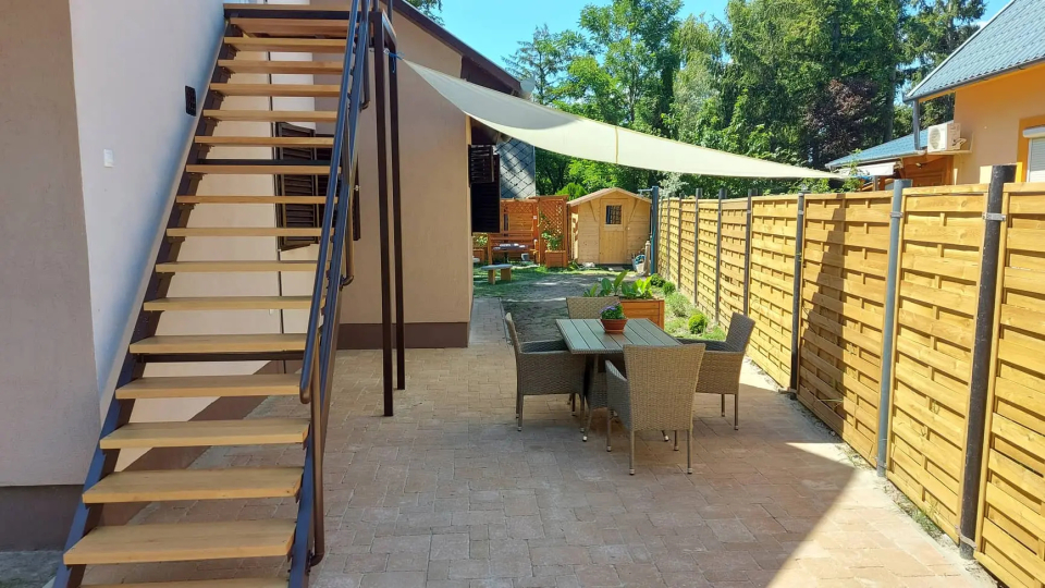 risz Apartmanhz - Balatonmriafrd