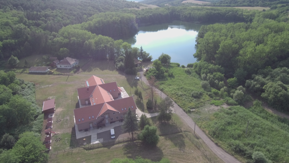 �zisz Apartman-M�traterenye