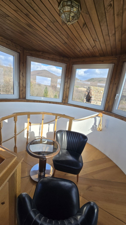 J�k�b-V�r Vend�gh�z - F�z�r