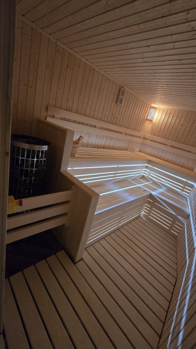 J�k�b-V�r Vend�gh�z - F�z�r