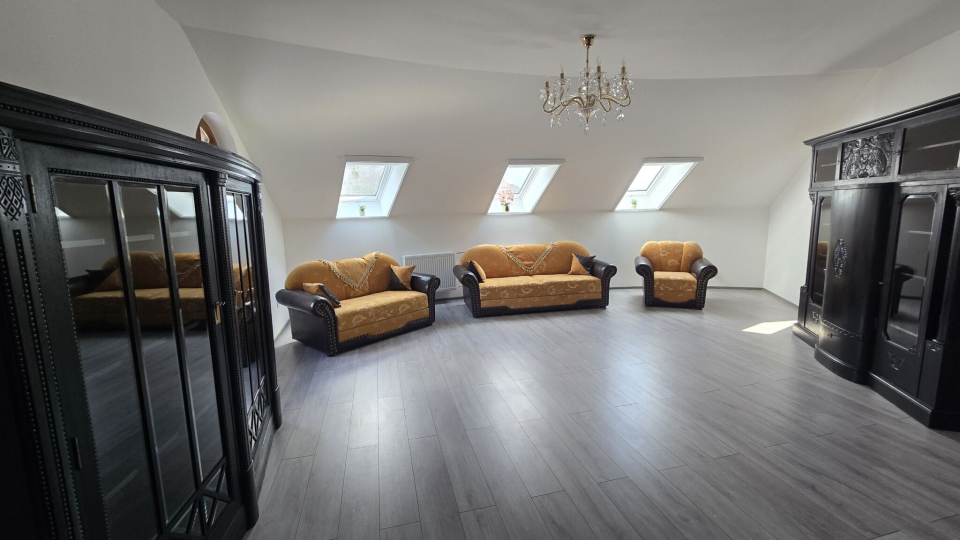 J�k�b-V�r Vend�gh�z - F�z�r