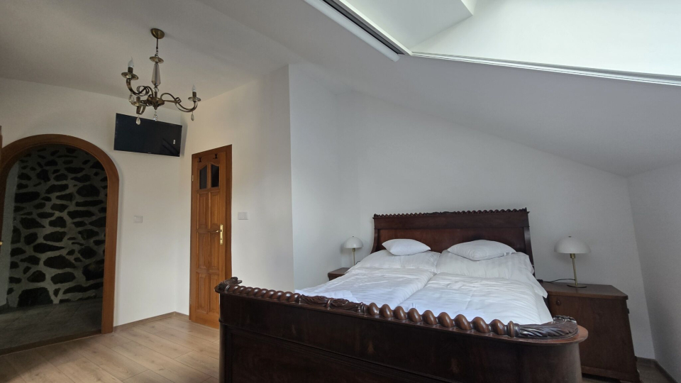 J�k�b-V�r Vend�gh�z - F�z�r