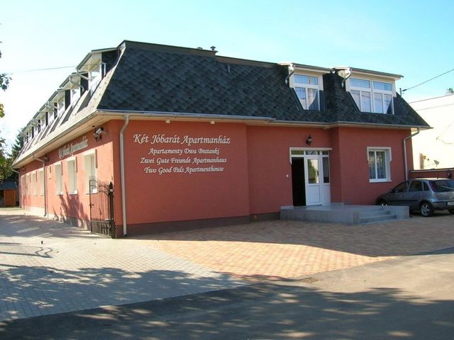Két Jóbarát Apartmanház