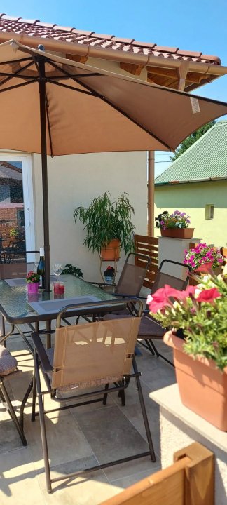 Kir�ly Vend�gh�z - B�kksz�k