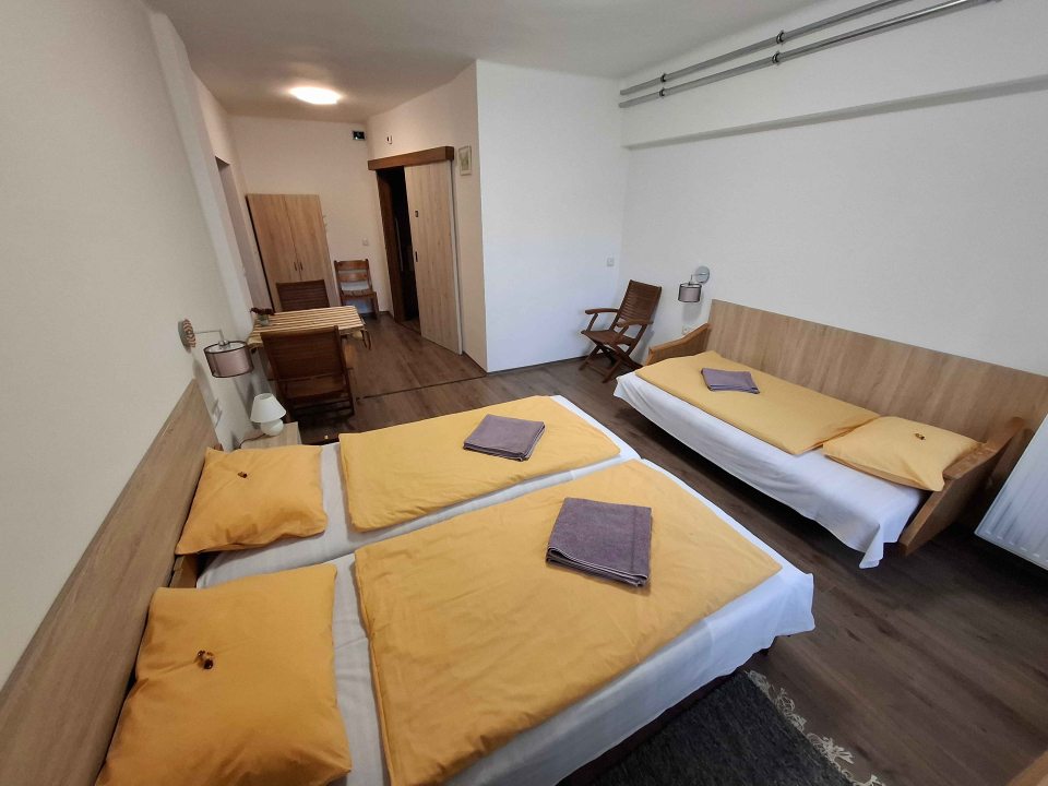 K�r�s Liget Vend�gh�z - Gyula