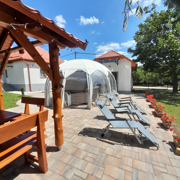 M�tra Gold Vend�gh�z - M�traszentimre