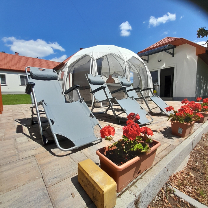 M�tra Gold Vend�gh�z - M�traszentimre