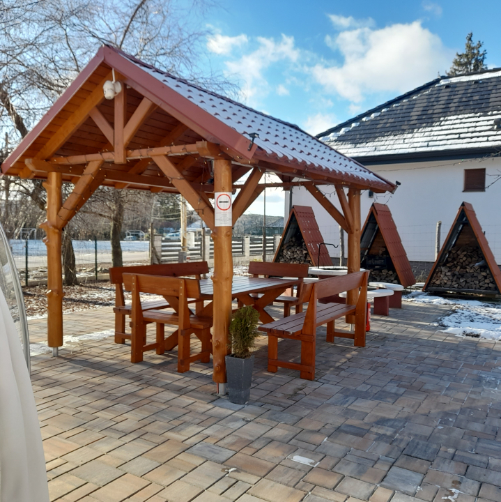 M�tra Gold Vend�gh�z - M�traszentimre