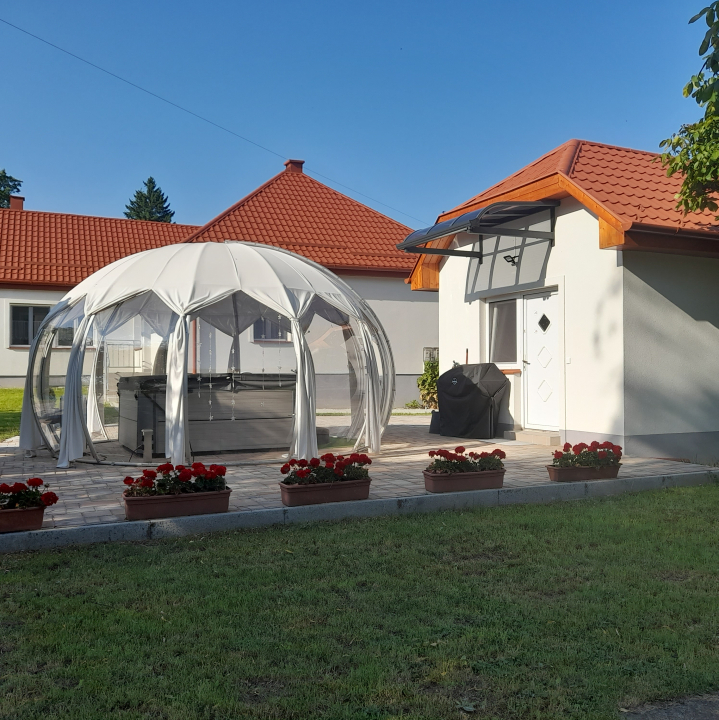 M�tra Gold Vend�gh�z - M�traszentimre