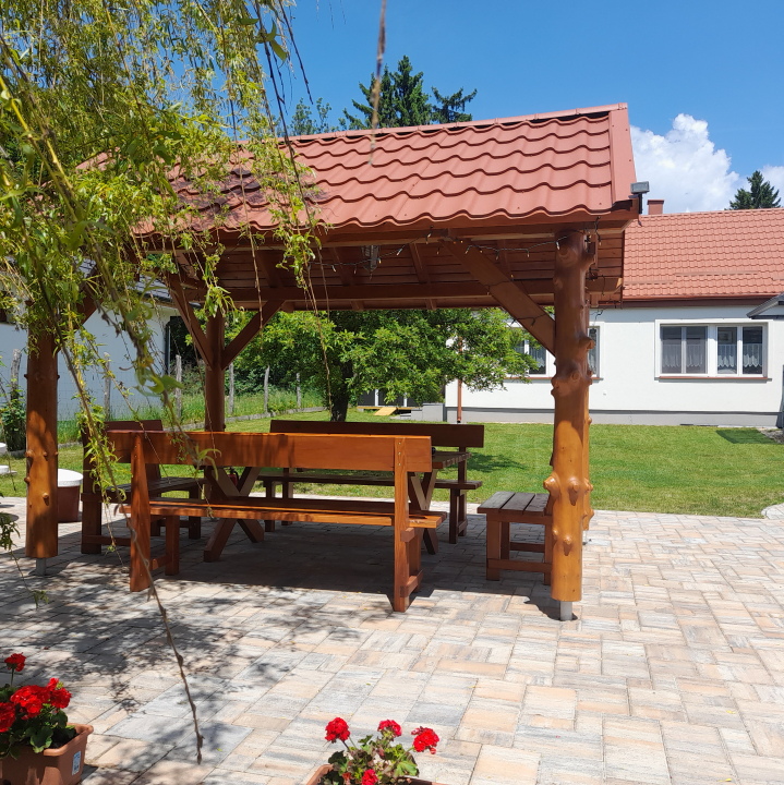 M�tra Gold Vend�gh�z - M�traszentimre