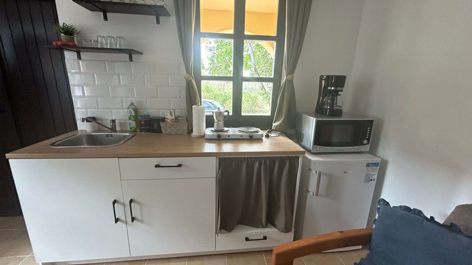 Mediterrn Birtok - Tevel