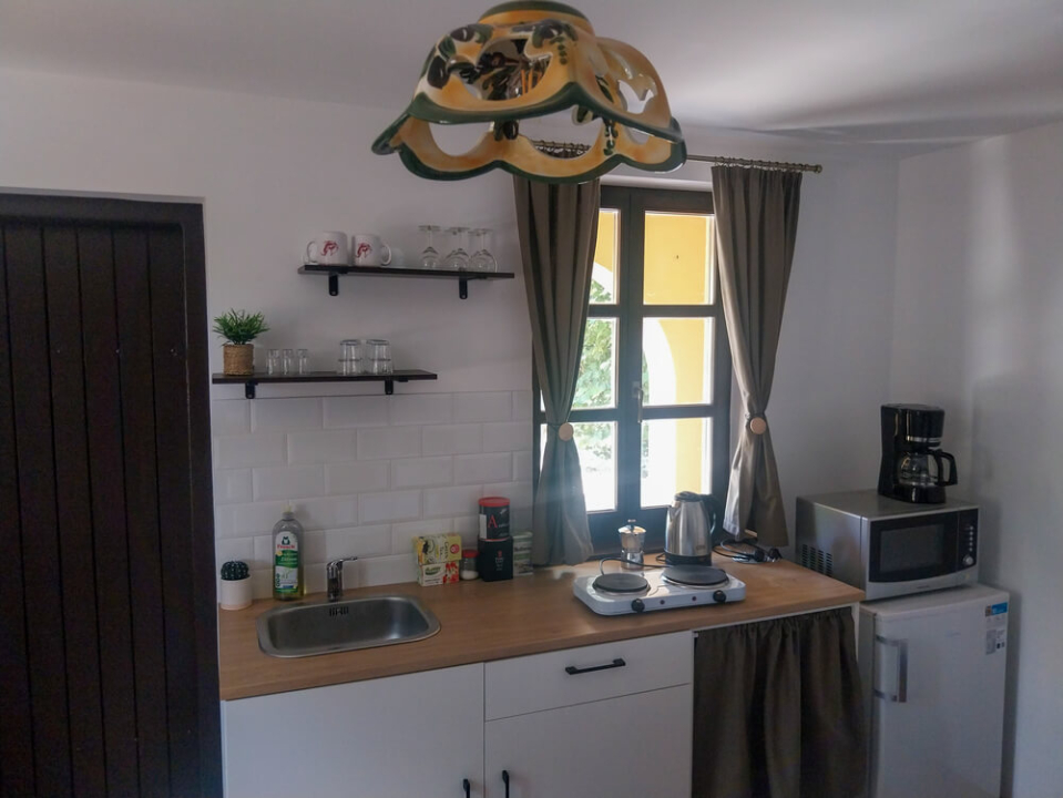 Mediterrn Birtok - Tevel