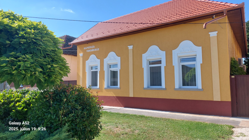 Napsugár Vendégház - Apátfalva