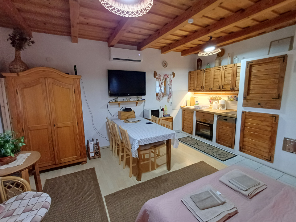 Ozis Apartman - Sarud