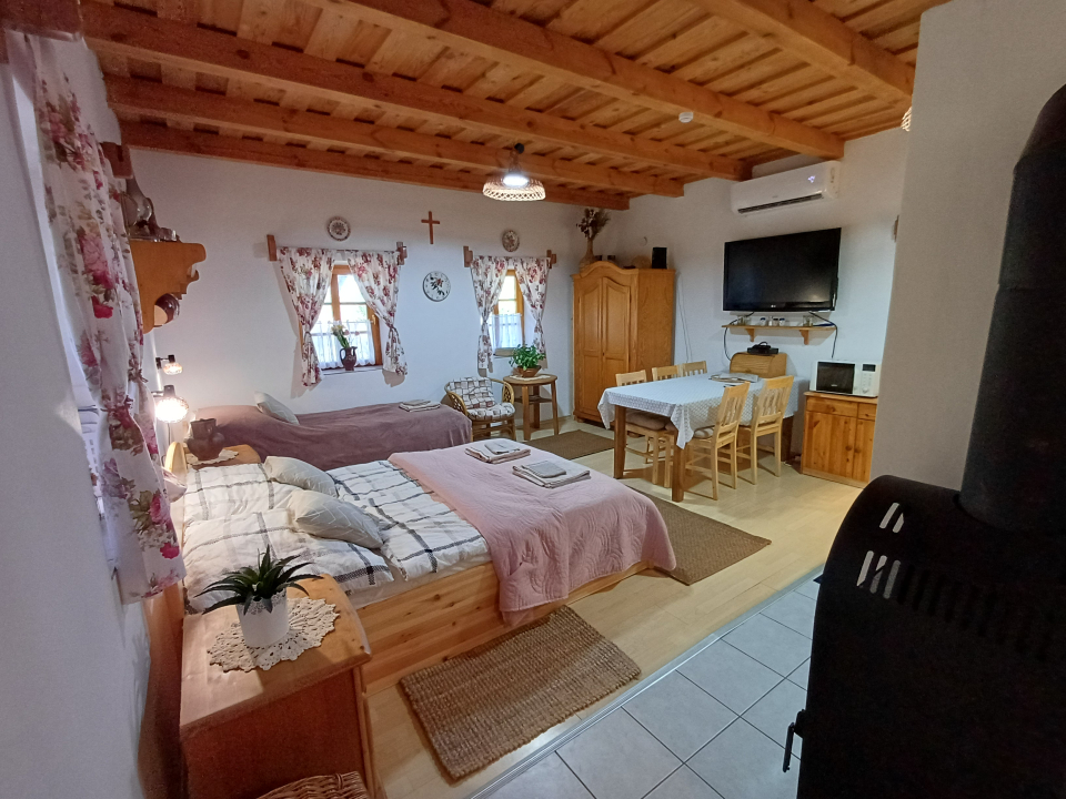 Ozis Apartman - Sarud