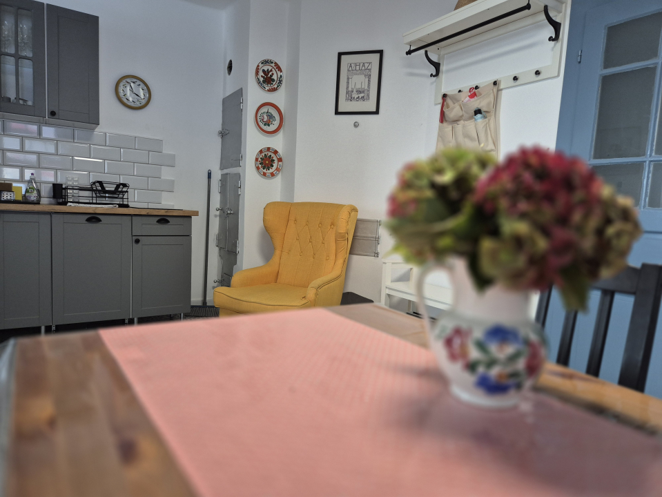 �tb�r�ny Vend�gh�z - Bezer�d