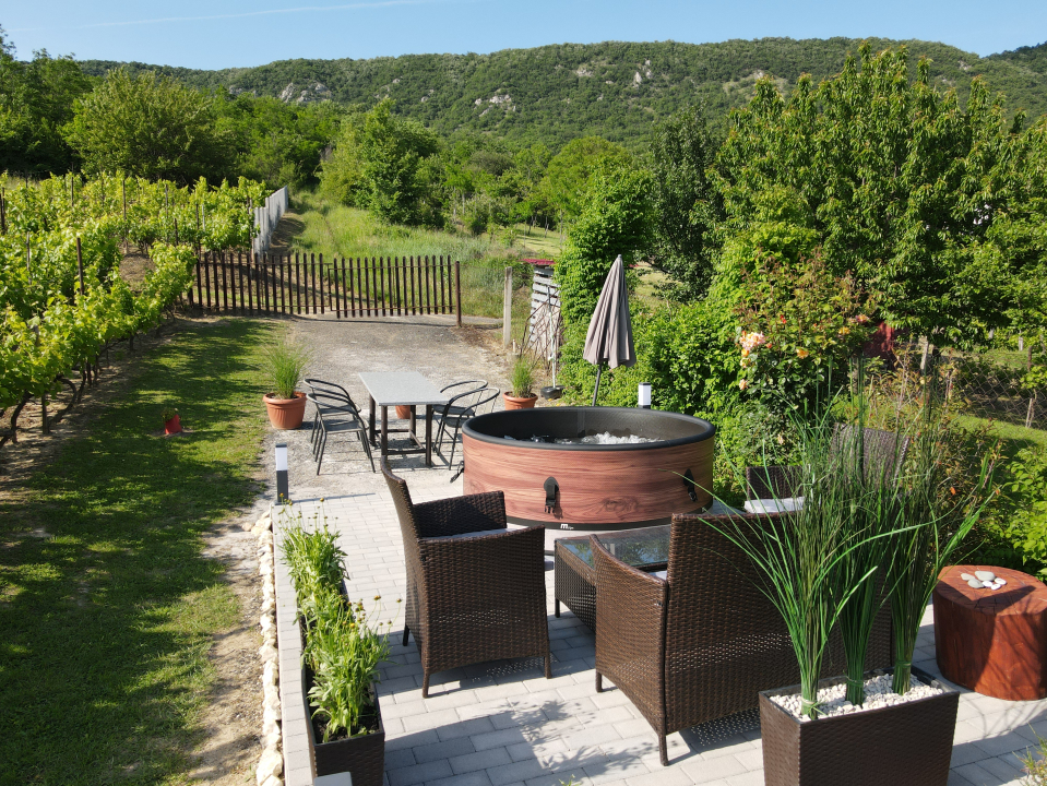 Panorma Apartman - Kesztlc