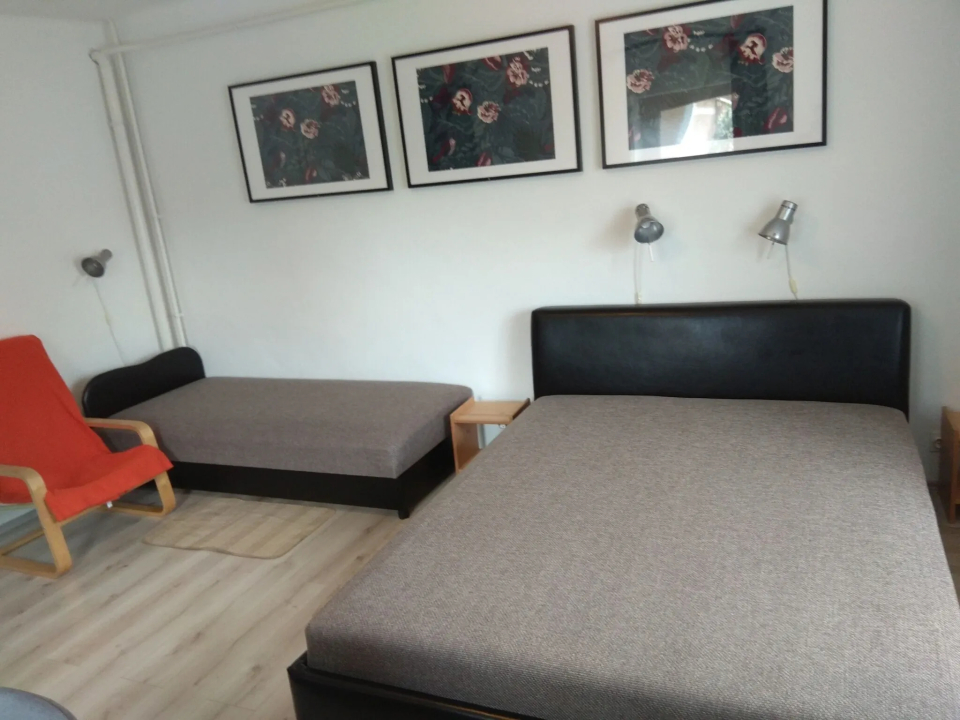 Papr�te Vend�gh�z - M�lyinka