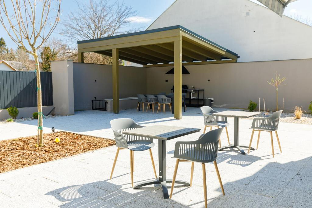 Park Apartmanok - Balatonszrsz