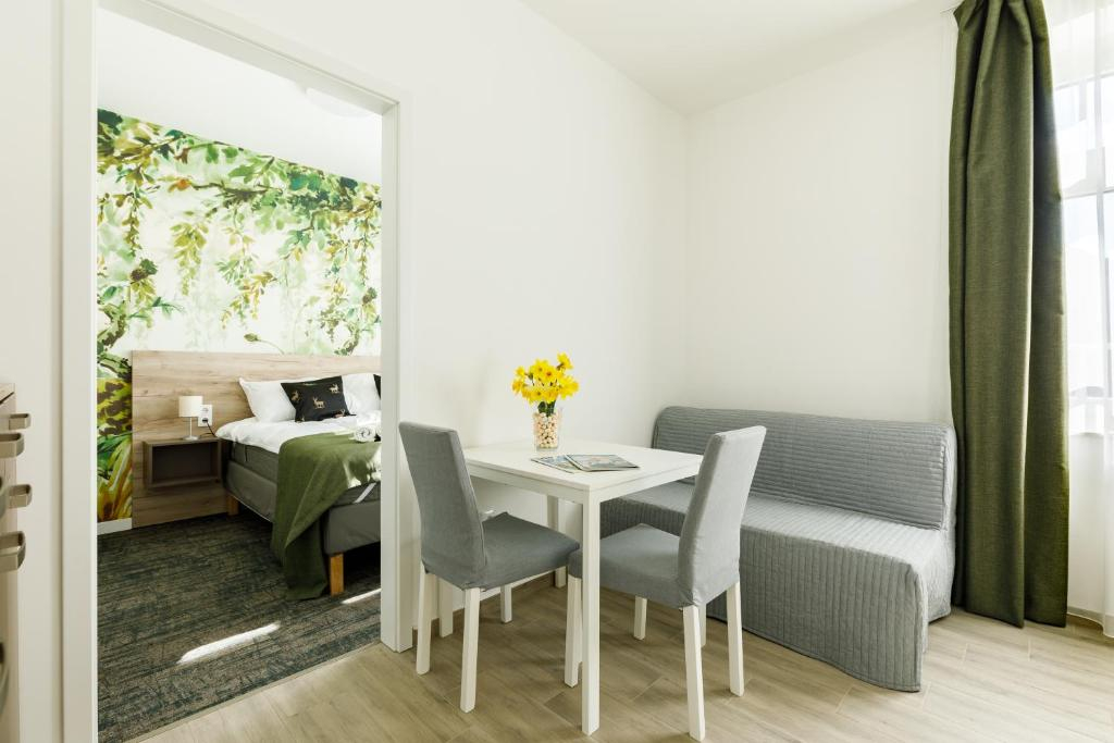 Park Apartmanok - Balatonszrsz
