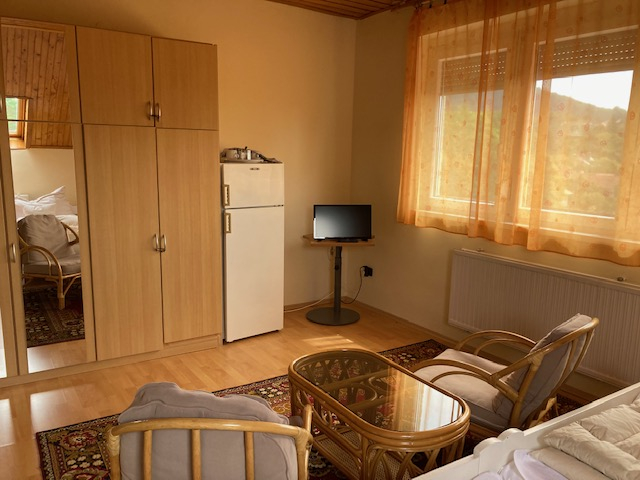 PBJ Apartman - Pilisborosjenő